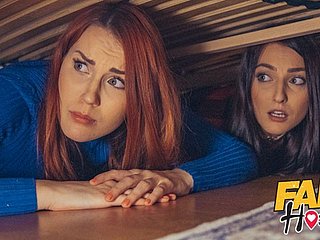 Falso Hostel pegado debajo de una cama 2 Halloween ESN ='educationally subnormal' Porno