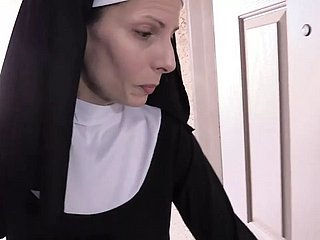 Frau Crazy Nonne Be hung up on im Strumpf