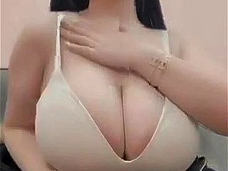 Grands seins chinois 2