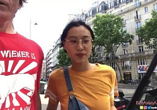 Çin Asya Haziran Liu Creampie - Spicygum Fucks American Tramp at hand Paris X Easy mark Caf? Presents
