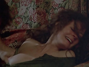 Susan Sarandon Unfold Boobs và núm vú Trong Big-shot Of The Gypsies